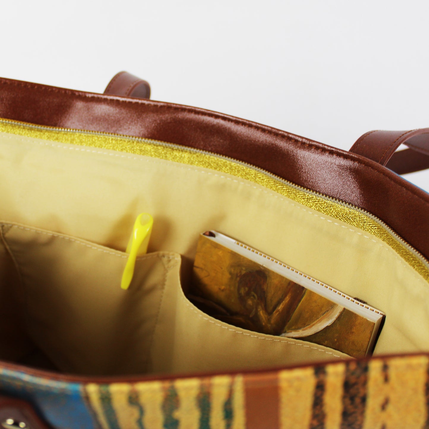 So Amazing Handbag