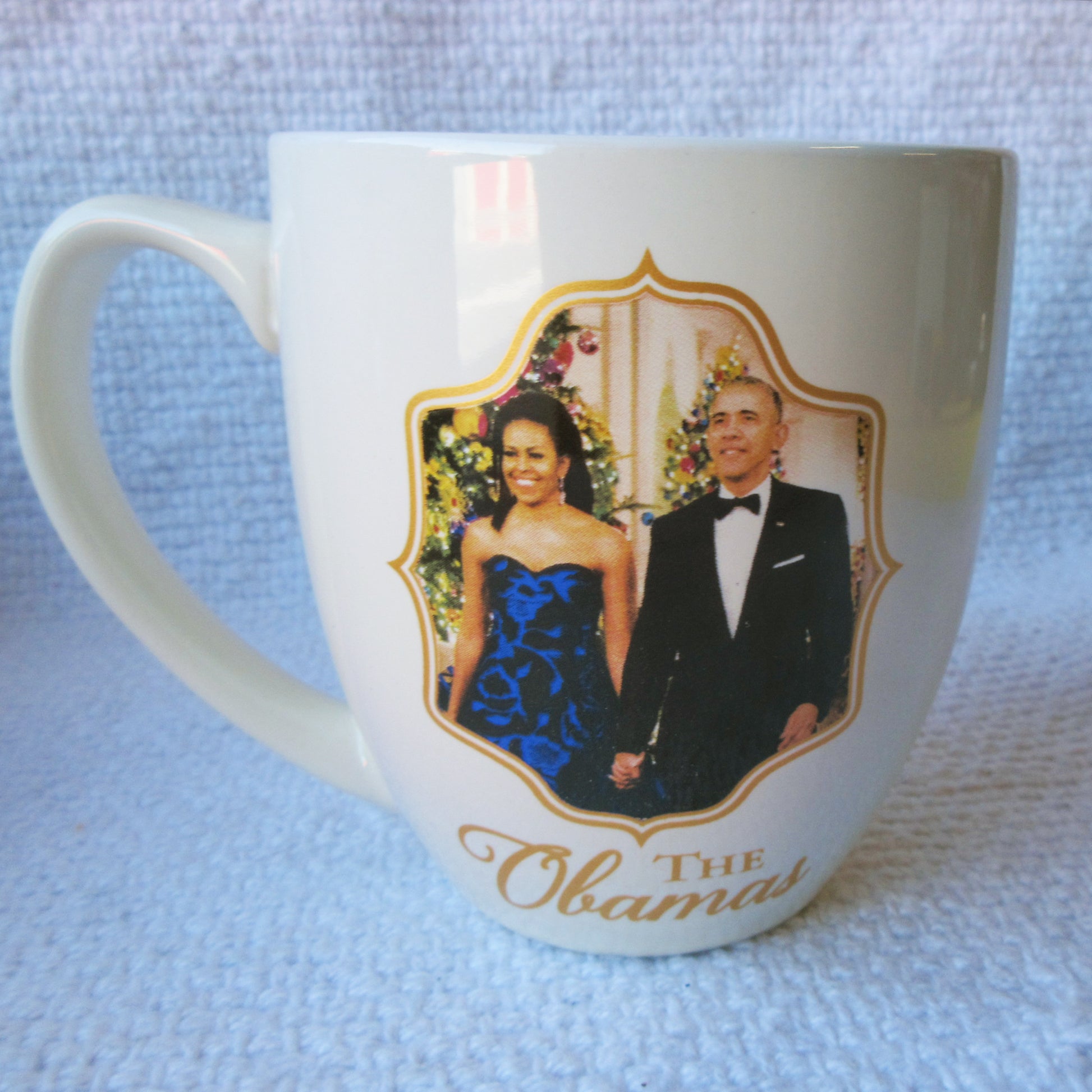 The Obama's Inscription Latte Mug in white and gold