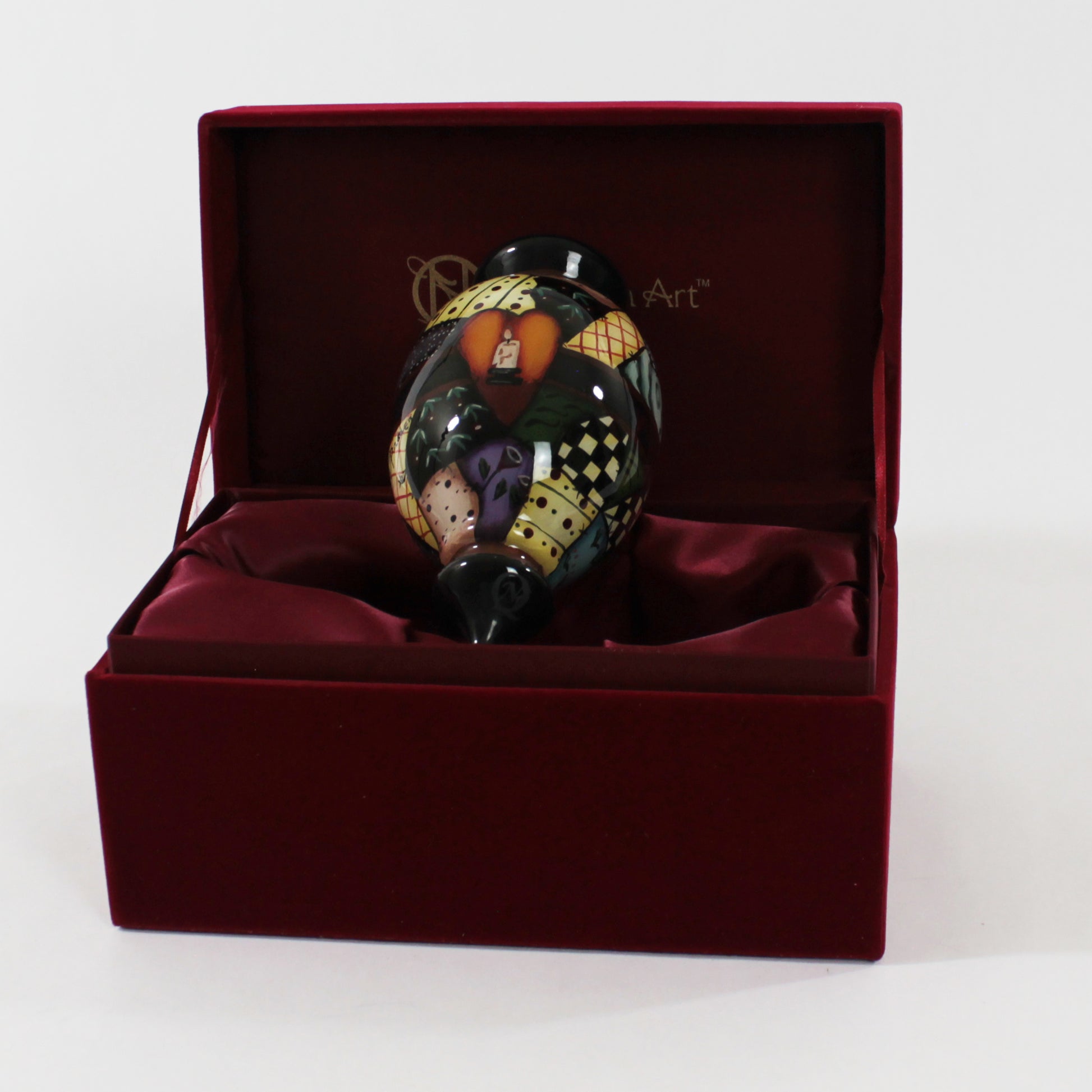 Threads of Friendship Ne’Qwa Art Ornament by artist Betty Padden bottom