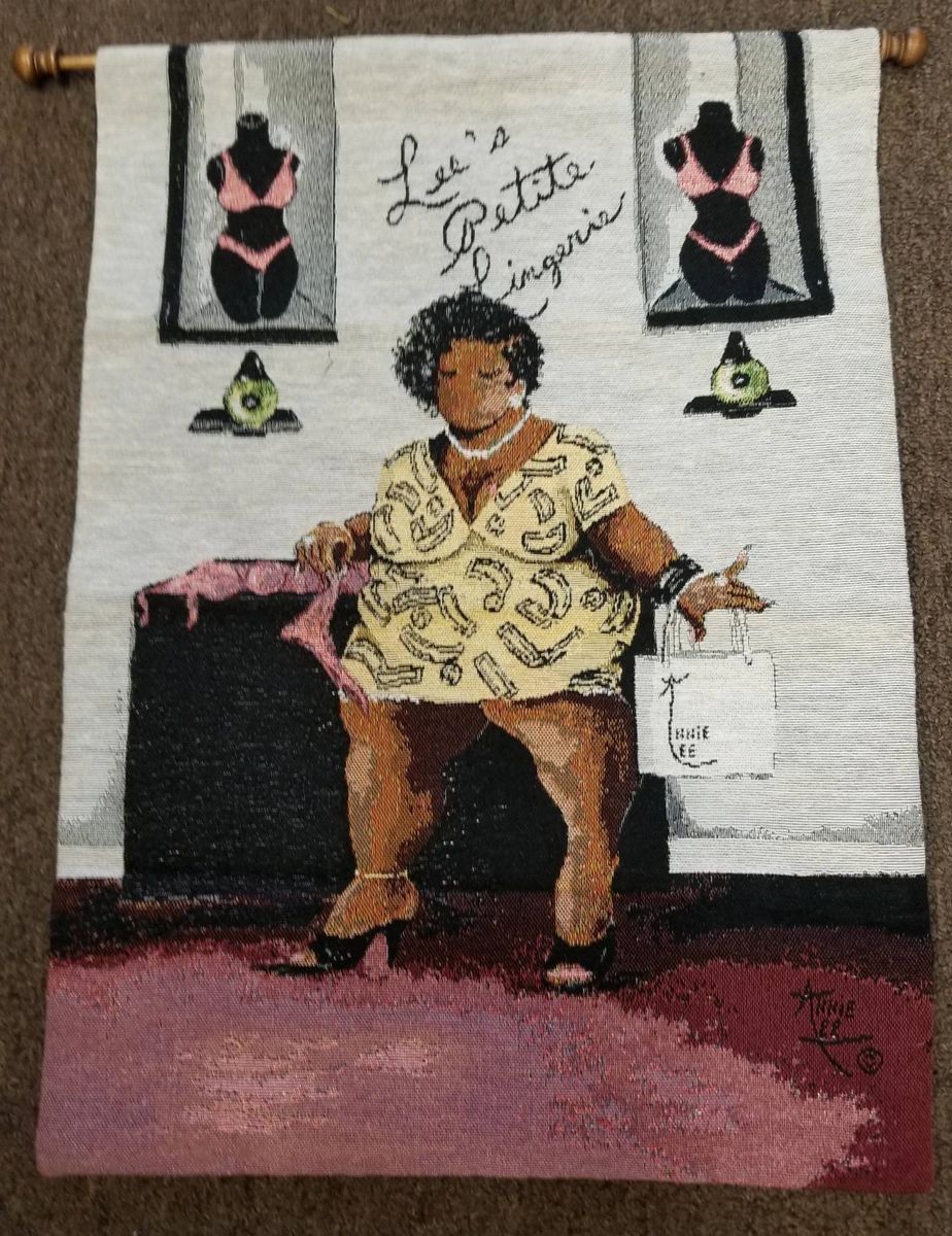 Does This Come In 3X Wall Hanging Tapestry alt