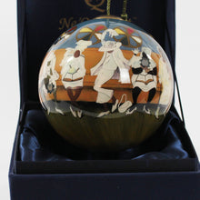 Load image into Gallery viewer, Ne&#39;Qwa Art Glass Ornament &quot;The Mother Board&quot; by Annie Lee closeup
